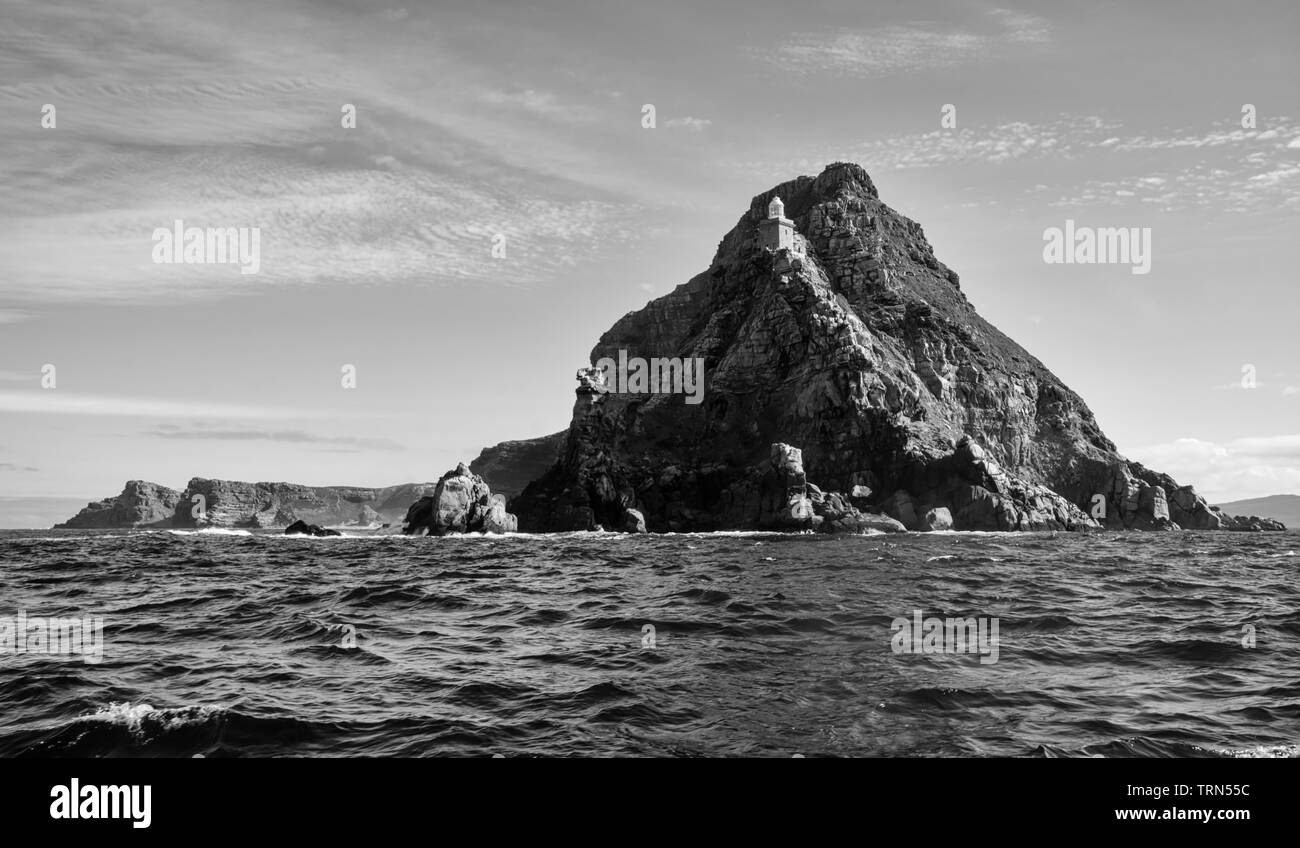 Un paysage du Cap Point à partir de l'eau Banque D'Images