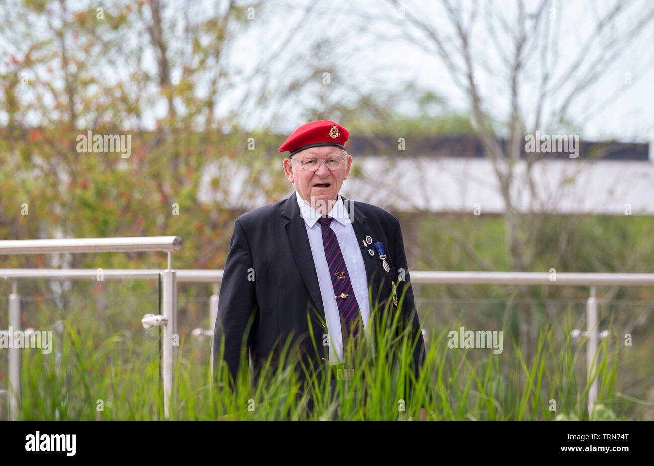 AIREWAS, Angleterre. 01 juin 2019 : les membres actifs et les anciens combattants de la police royale militaire parade à l'Arboretum National, à la police royale militaire de service annuelle de commémoration dans Airewas, Angleterre. Banque D'Images