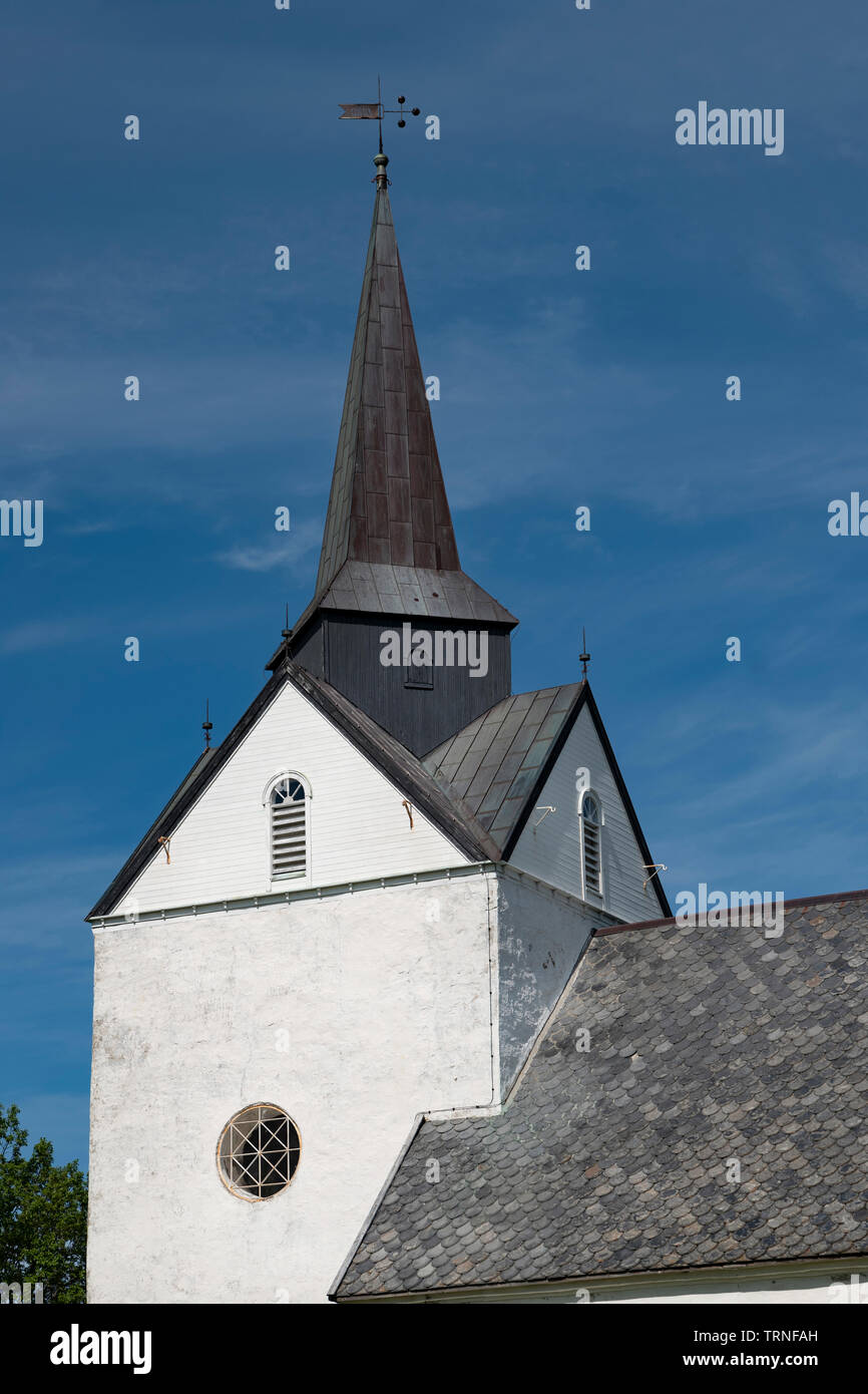Herøy Église, Heroy Island, la Norvège, l'été 2019. Banque D'Images