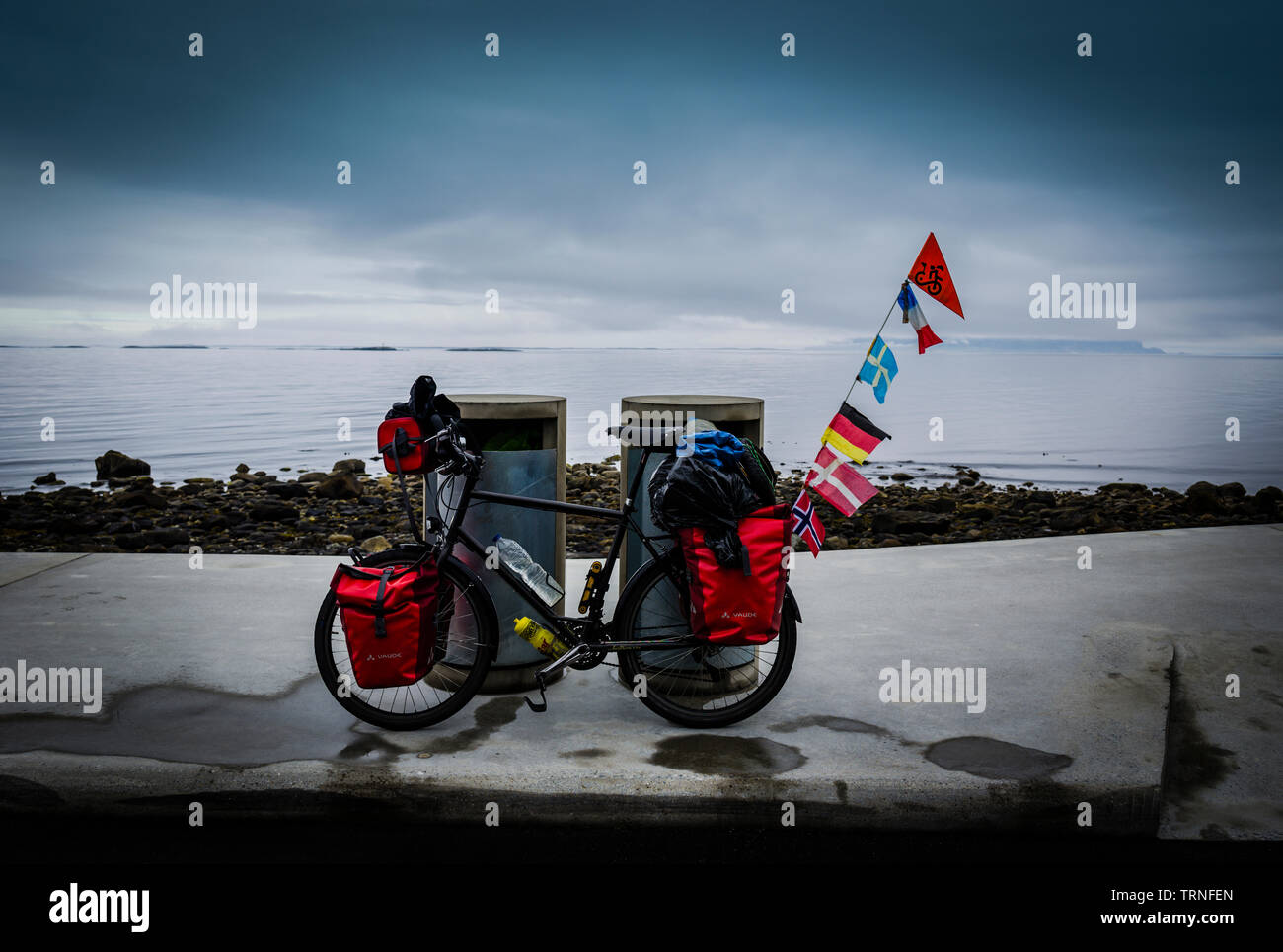 Le tour du monde à vélo cyclotourisme en Norvège. Banque D'Images
