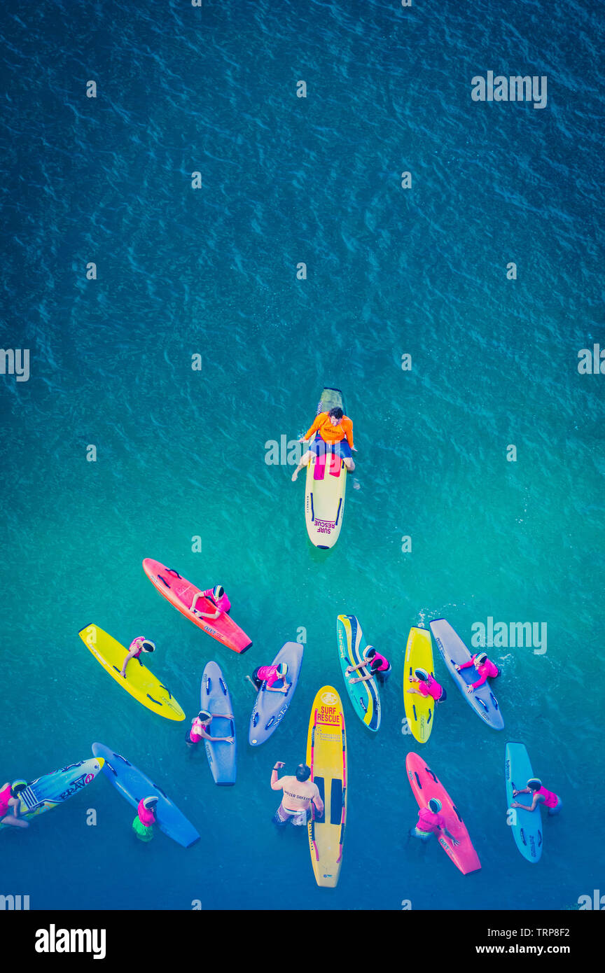 Un groupe de nippers sur rescue formation conseils vu de dessus Banque D'Images