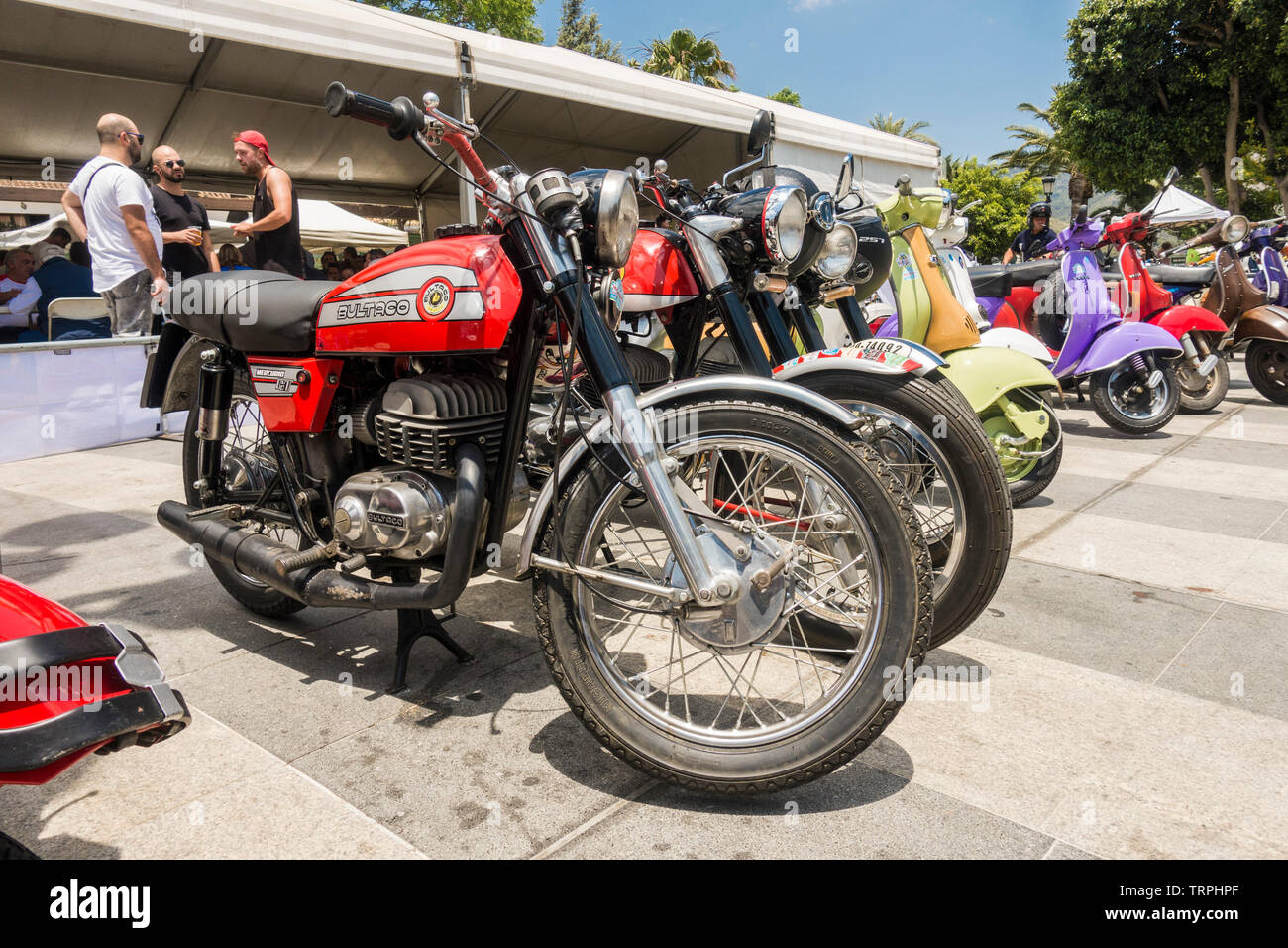 Bultaco mercurio 155 GT. Classic bikes sur l'affichage à une réunion annuelle de moto classique à Mijas, Andalousie, espagne. Banque D'Images
