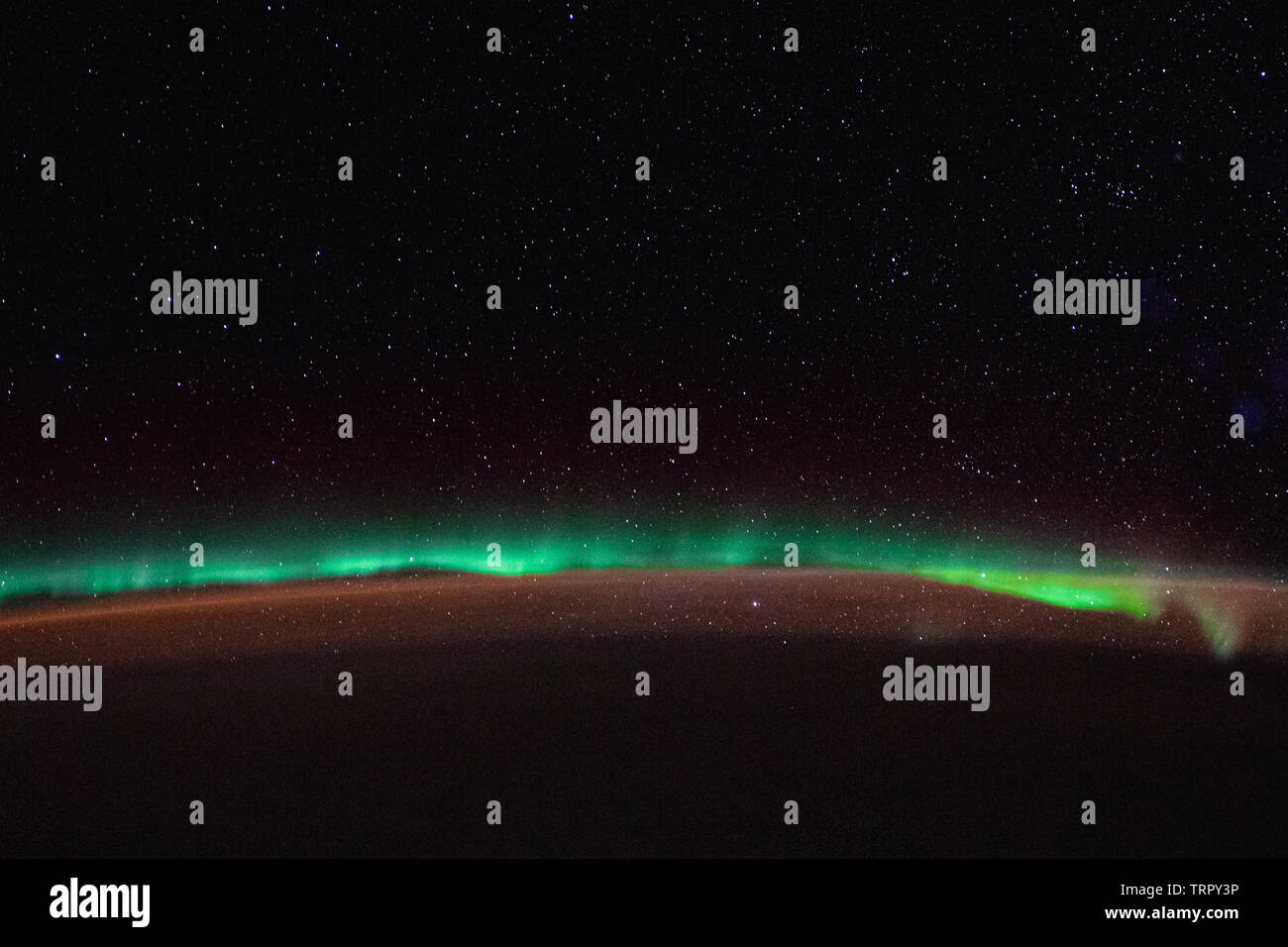 La planète Terre est vu de la Station spatiale internationale. Une couleur vibrante vue de notre planète. L'image est un coup de main par la NASA Banque D'Images