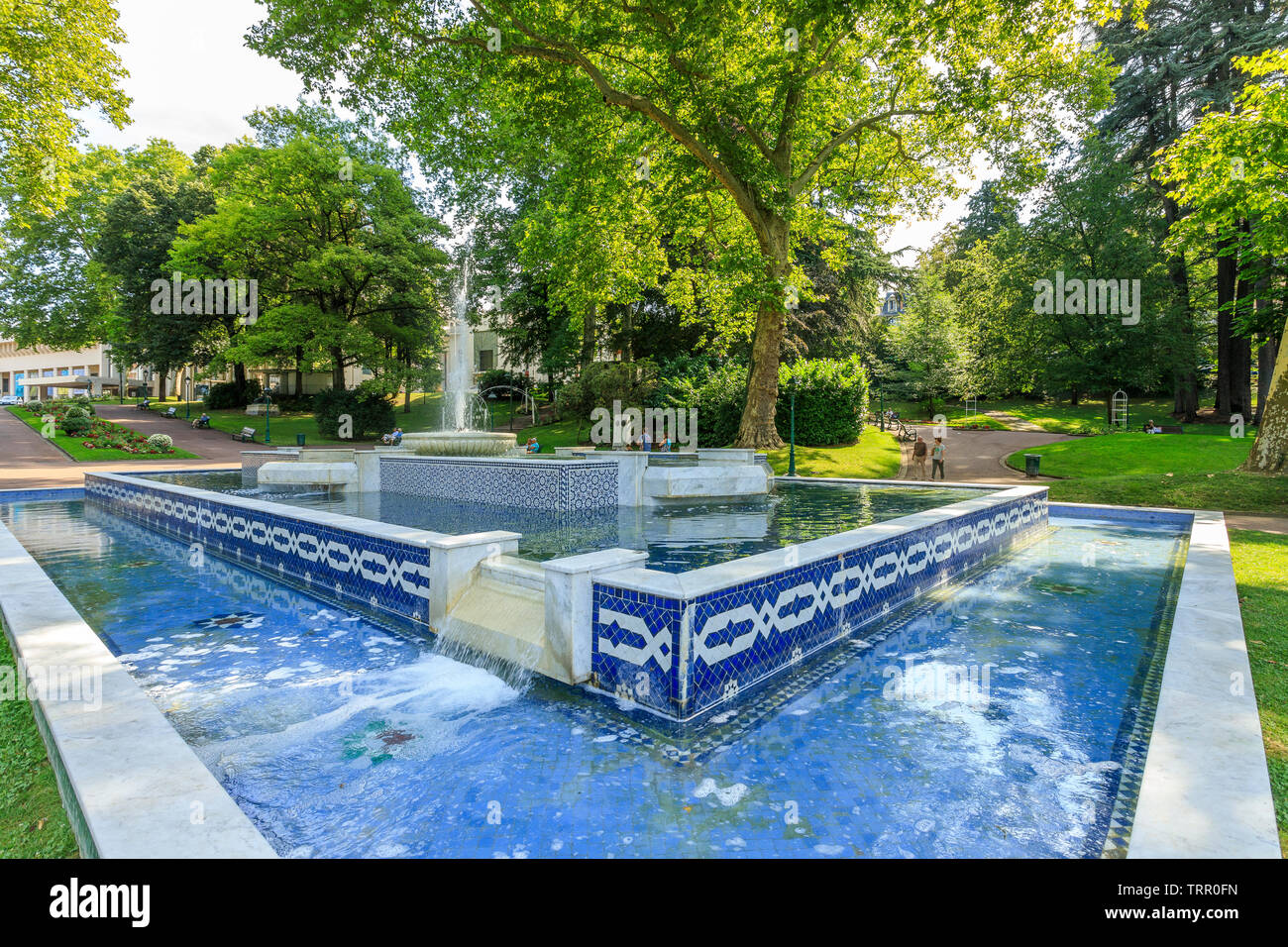 France, Savoie, Aix les Bains, Parc Floral des Thermes (Parc Floral de Thermes), la fontaine marocaine // France, Savoie (73), Aix-les-Bains, parc flo Banque D'Images