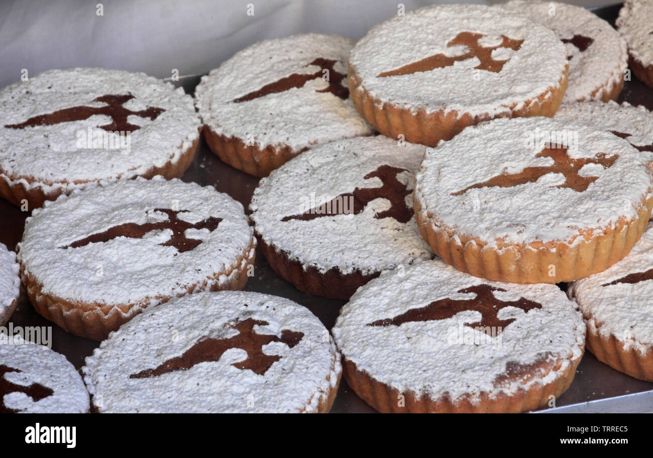 L Espagne La Galice Saint Jacques De Compostelle St James Gateau Photo Stock Alamy