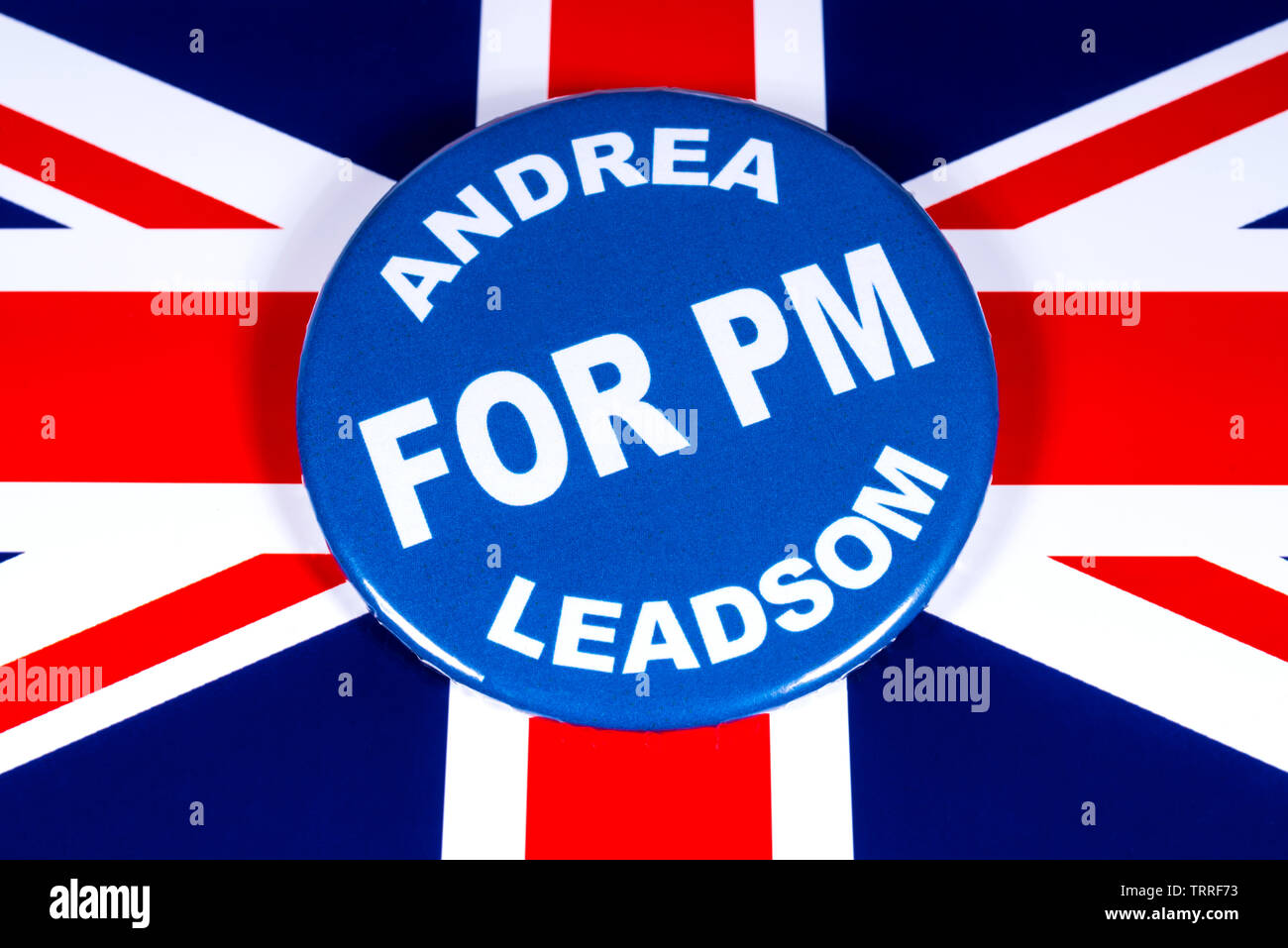 Londres, Royaume-Uni - 11 juin 2019 : un badge avec Andrea Leadsom pour premier ministre, représenté sur le drapeau du Royaume-Uni. Andrea Leadsom est l'un de l'adversaire Banque D'Images