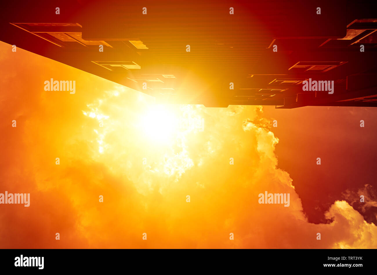 Super jour ensoleillé chaud du changement climatique Le réchauffement en été. Banque D'Images