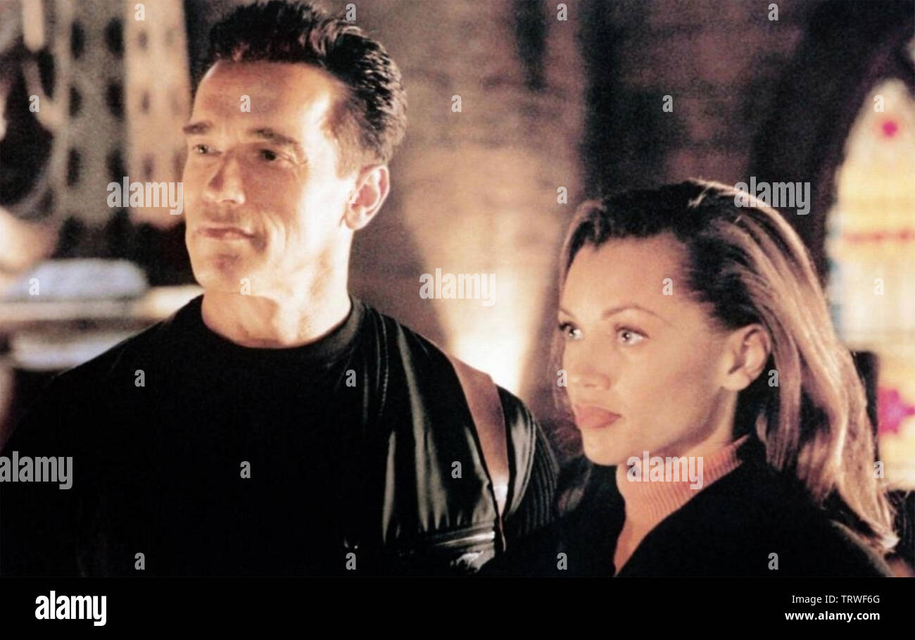ERASER 1996 Warner Bros film avec Arnold Schwarzenegger et Vanessa Williams Banque D'Images