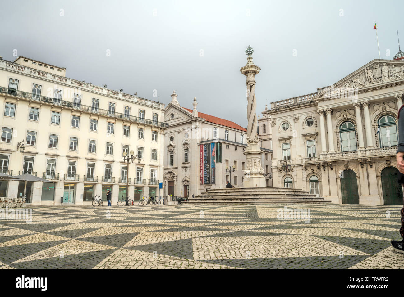 L'Hôtel de ville et au pilori Place Municipale, Praca Do Municipio, Lisbonne, Portugal Banque D'Images