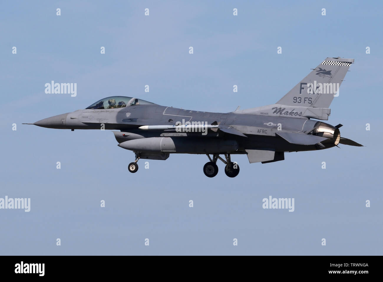 Réserve de l'USAF F-16C à partir du 93e Escadron de chasse à Homestead AFRES base, en Floride, à l'atterrissage à RAF Lakenheath pendant les unités 2019 déploiement. Banque D'Images