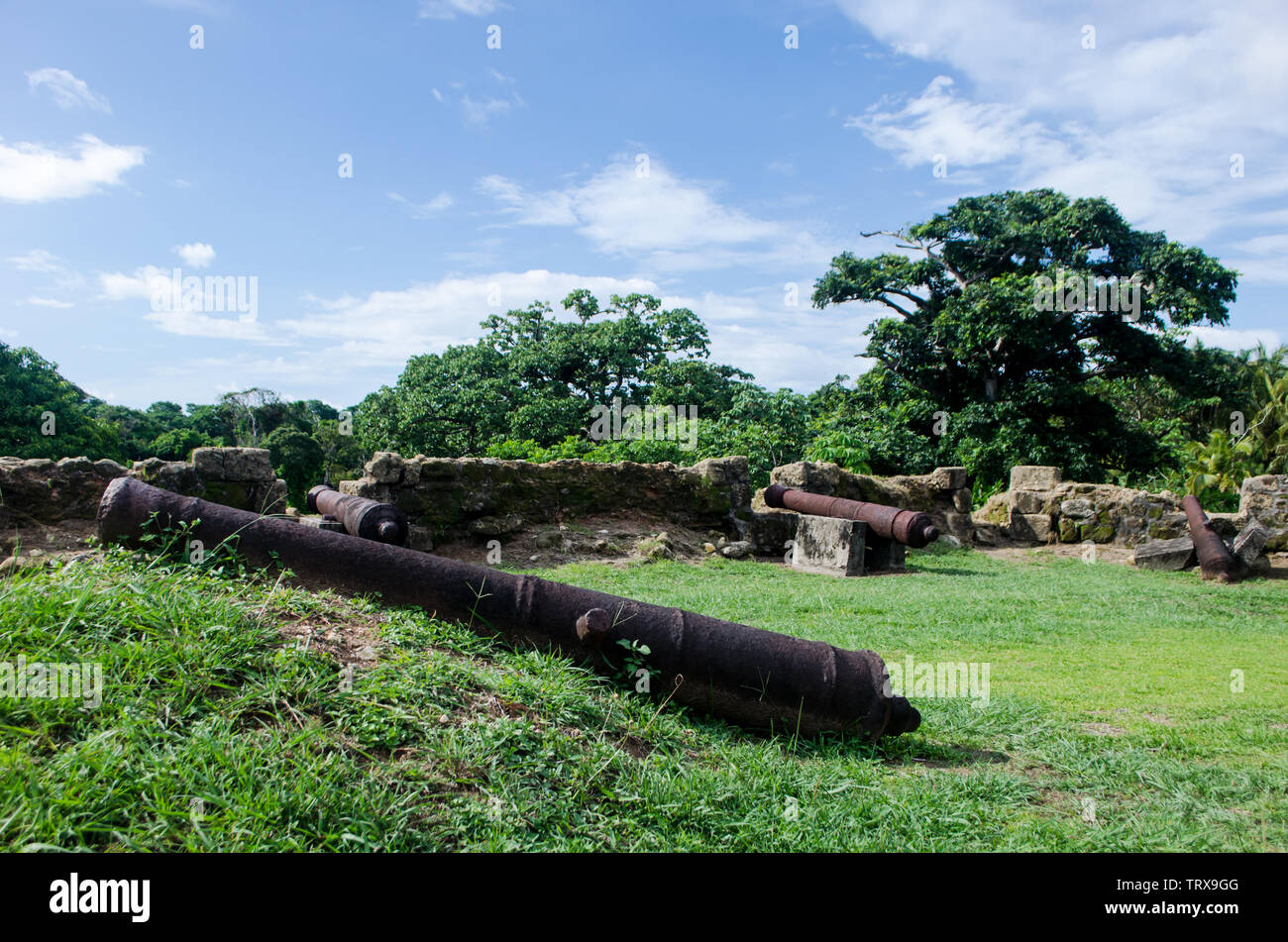 Ancienne batterie de canons de Fort San Lorenzo, un site du patrimoine mondial depuis 21980, situé sur la côte Caraïbe du Panama Banque D'Images