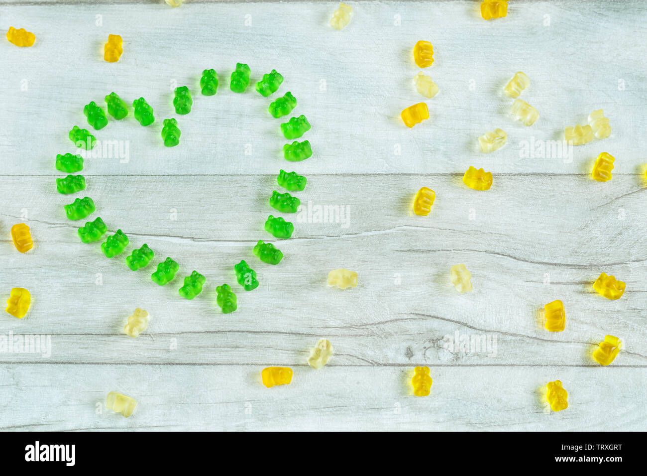 Cœur fait de gummy bears Banque D'Images