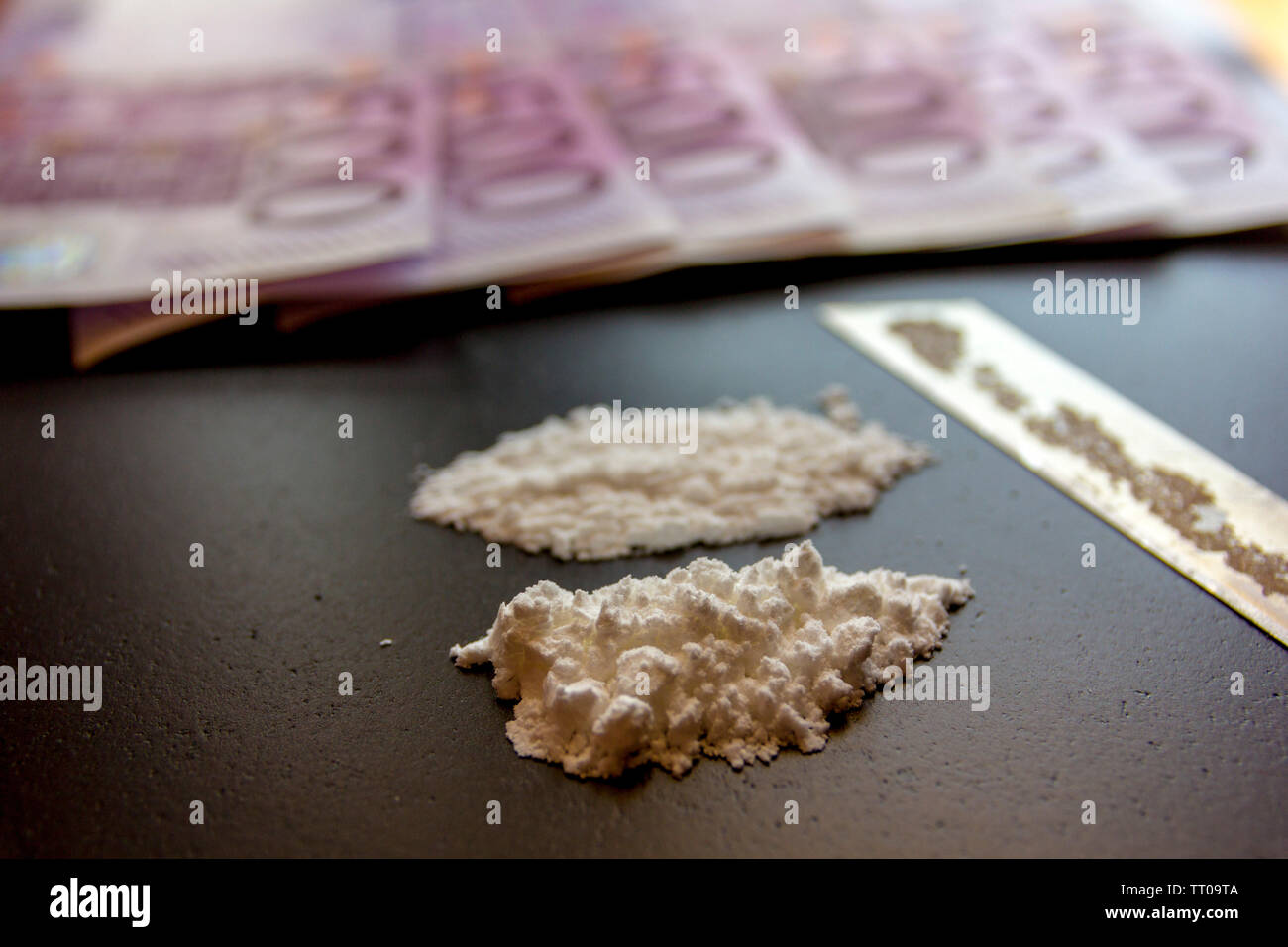 Doses de cocaïne et de l'argent Banque D'Images