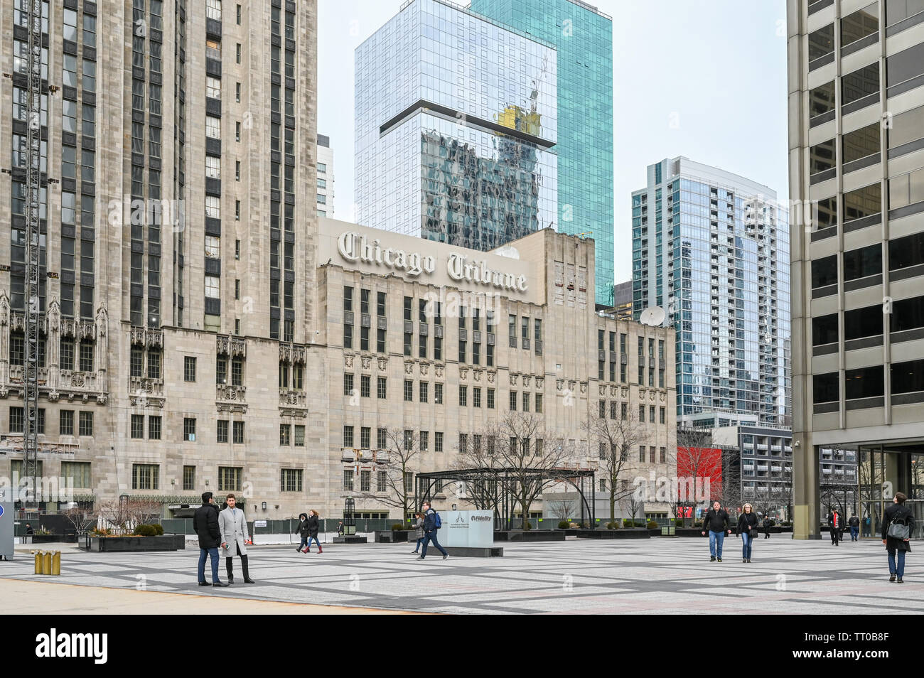 Chicago Tribune au cour Pioneer plaza à Chicago sur un jour nuageux en mars 2019 Banque D'Images