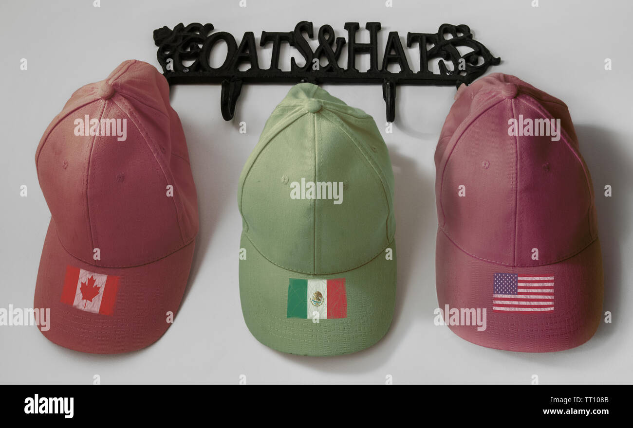 Trois chapeaux sur les hameçons : Cuisine américaine, canadienne, mexicaine.. Banque D'Images