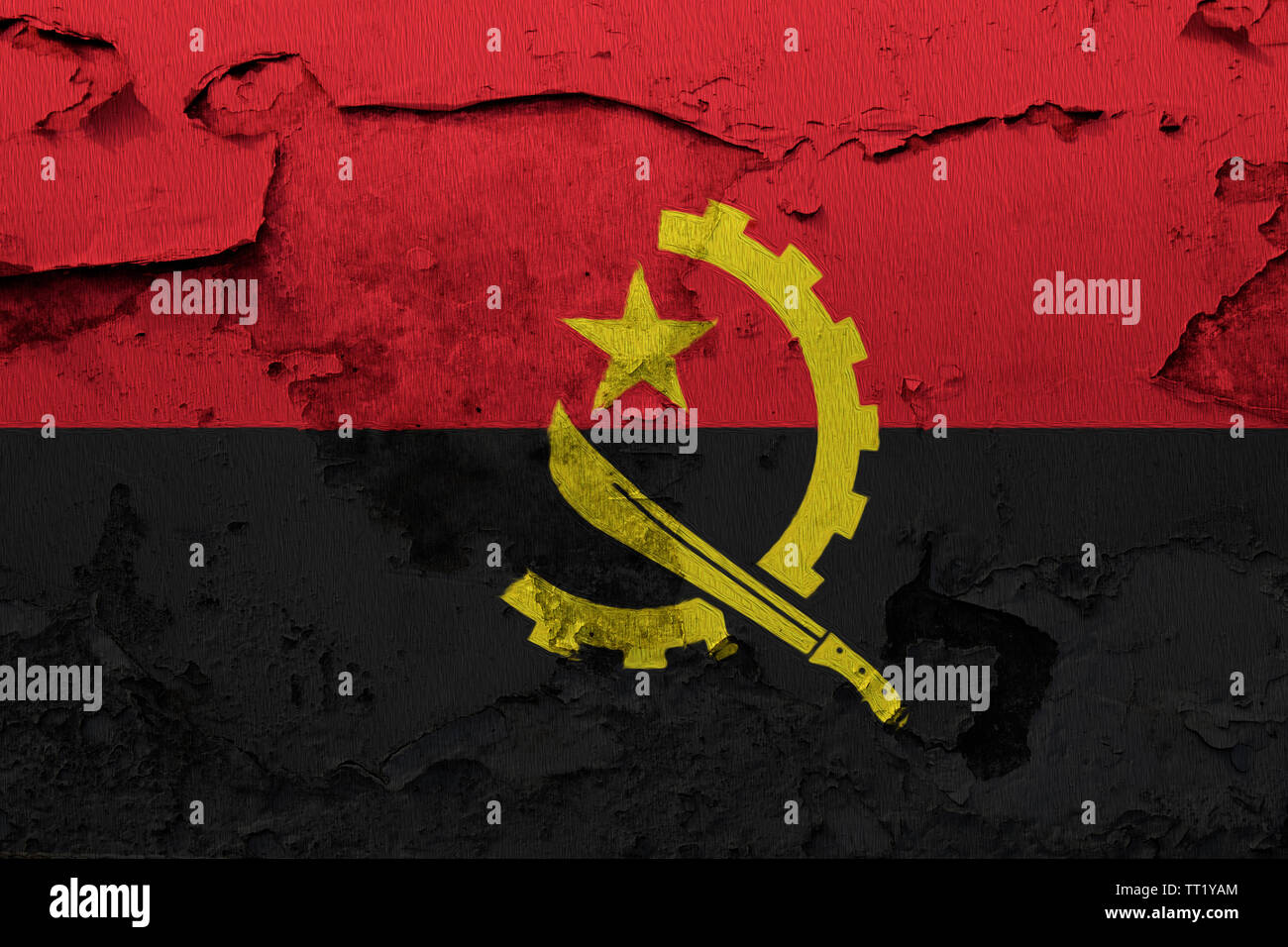Drapeau Angola peint sur le mur de béton fissuré grunge Banque D'Images