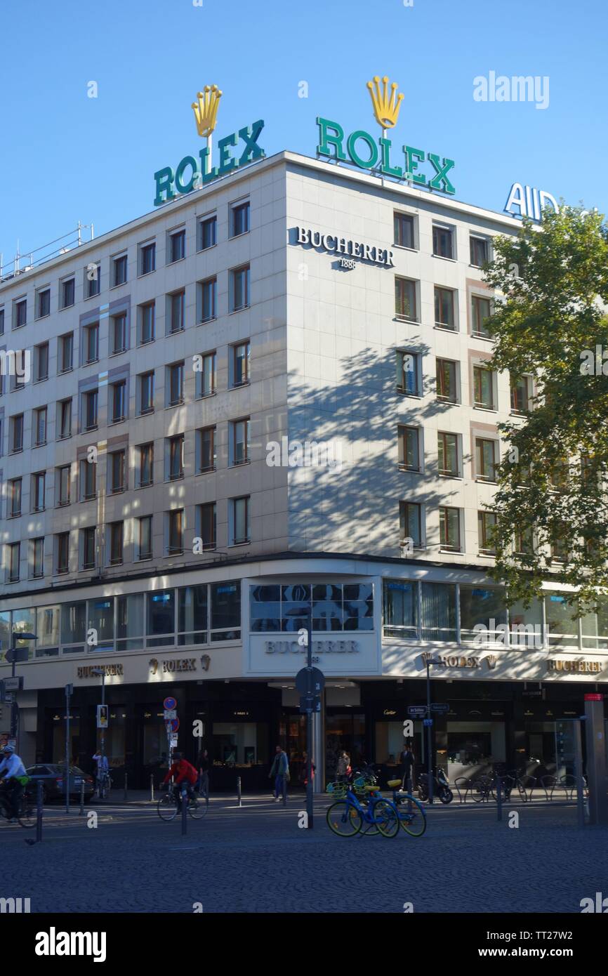 L'extérieur de Bucherer, un grand magasin à Francfort-sur-le-Main qui propose des montres de luxe. Banque D'Images