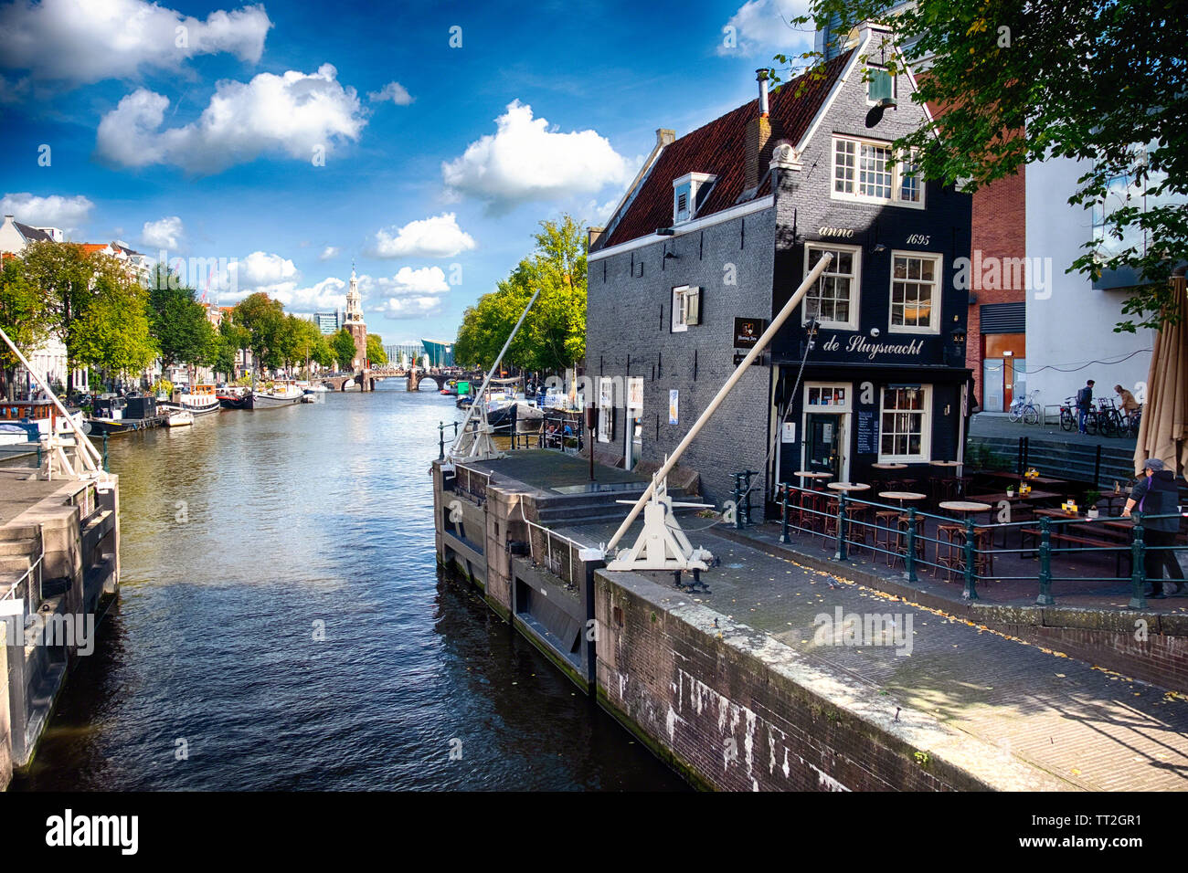Petite Lockhouse Crooked Restaurant, Café de Sluyswacht, Amsterdam, Pays-Bas Banque D'Images