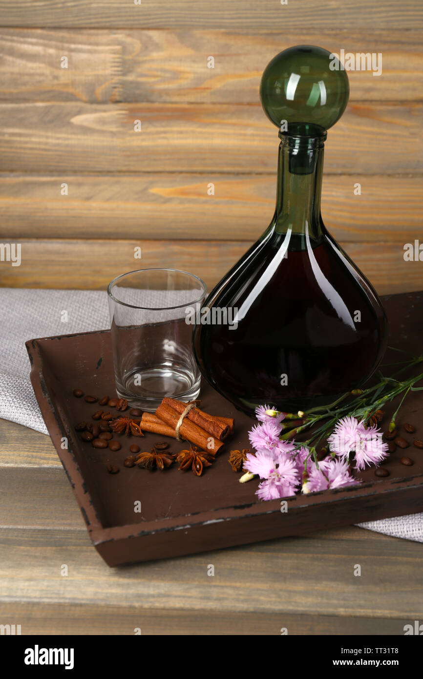 Belle Nature morte à la bouteille de vin Banque D'Images