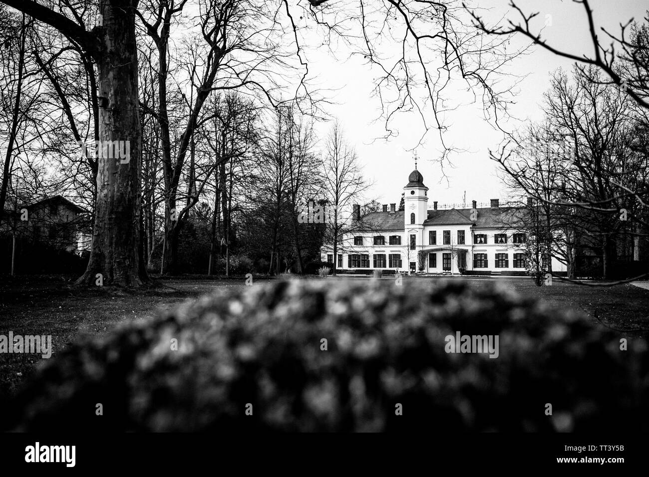 Une vue sur Château De Britz à Berlin, Allemagne. Banque D'Images