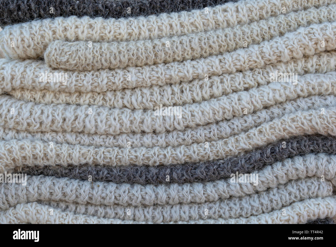 Les choses en tricot close up sur le marché local en Batumi, Géorgie Banque D'Images