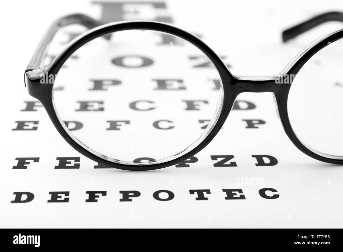 Lunettes eye chart close-up Banque D'Images