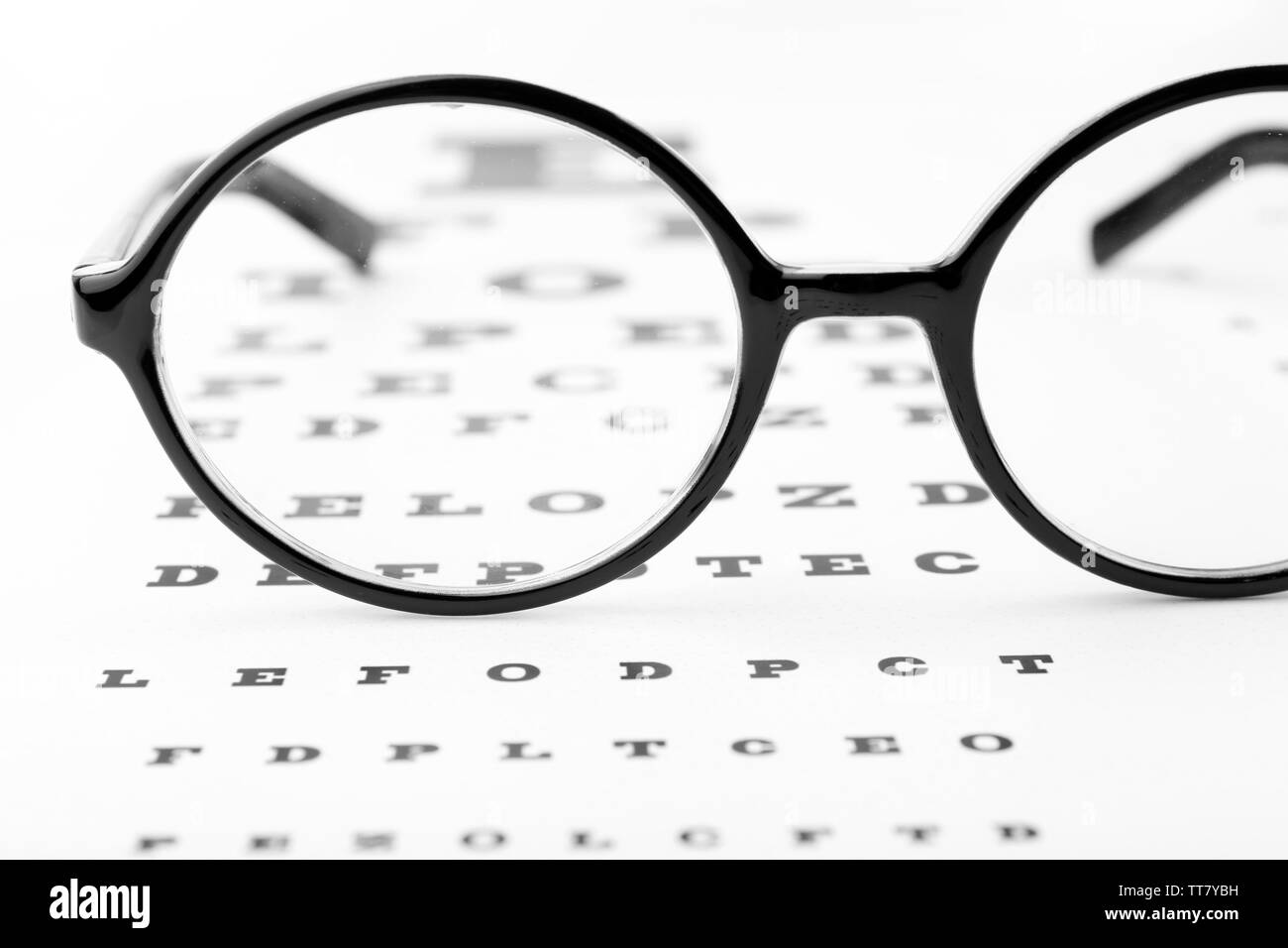 Lunettes eye chart close-up Banque D'Images