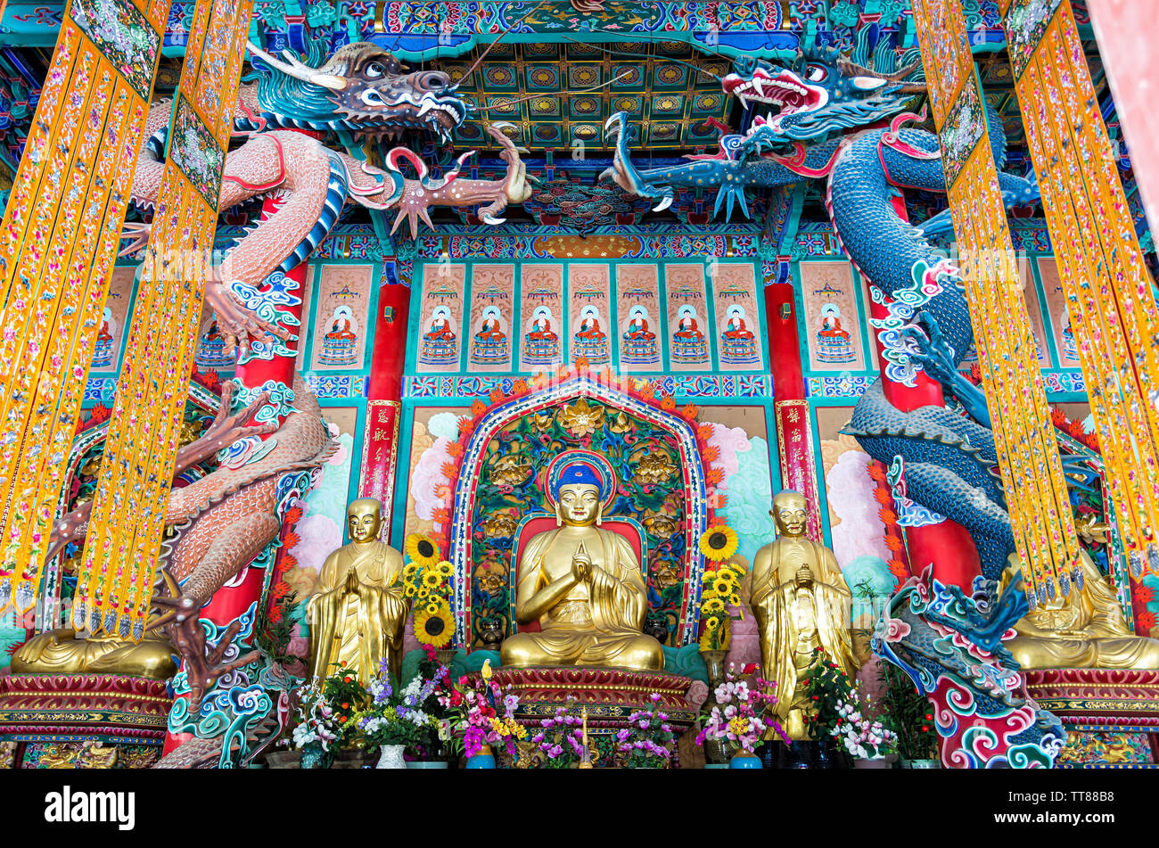 Kunming, Chine - 29 Avril 2019 : vue sur le temple bouddhiste Yuantong salle principale. Il conserve le style de l'architecture de la dynastie Yuan Banque D'Images