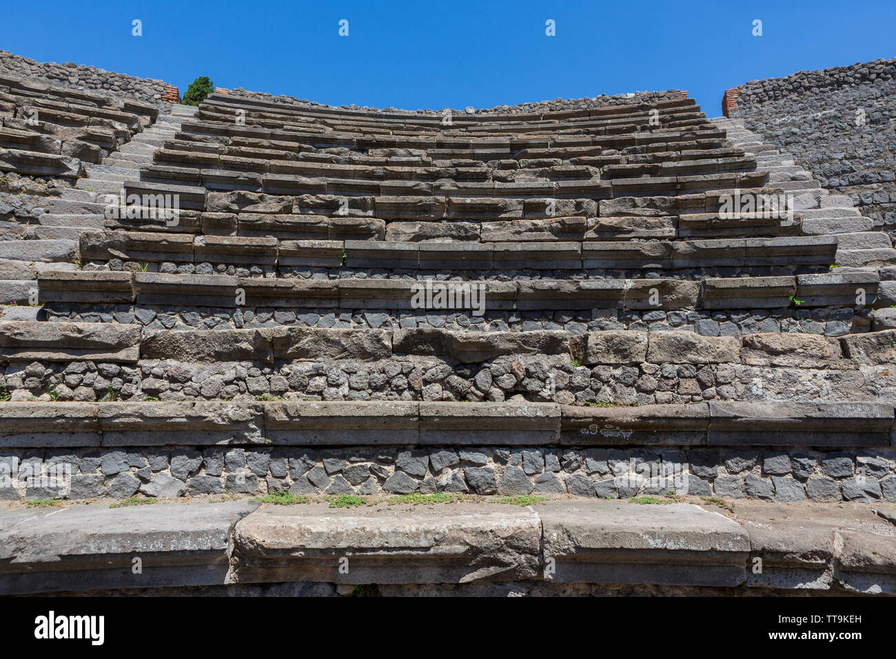 Pompéi, une ancienne ville romaine près de Naples dans la région Campanie en Italie, qui a été enterré sous 4 à 6 m de cendres volcaniques et de pierres ponces dans le re Banque D'Images