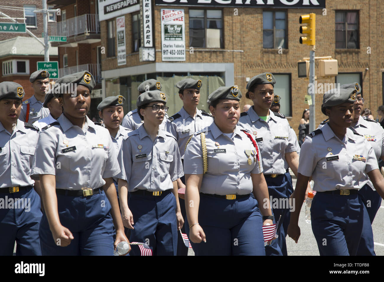 Memorial Day Parade le long des 3e et 4e avenues de la Bay Ridge article de Brooklyn. Il est l'un des plus anciens défilés annuels aux États-Unis. 2019 ma Banque D'Images