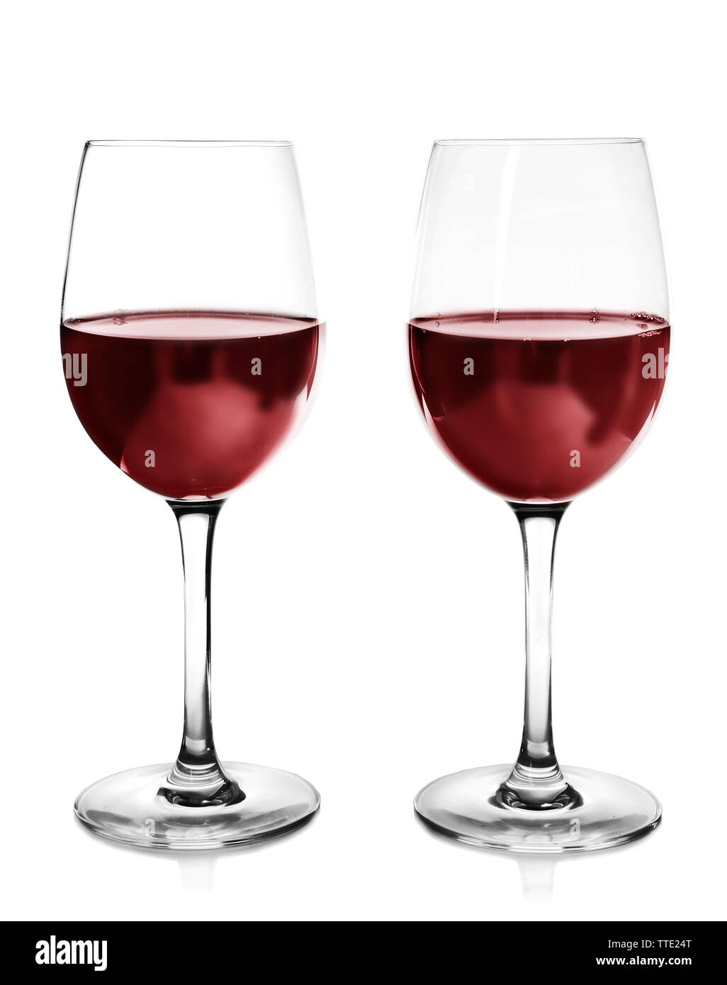 Deux verres de vin rouge sur fond clair Banque D'Images