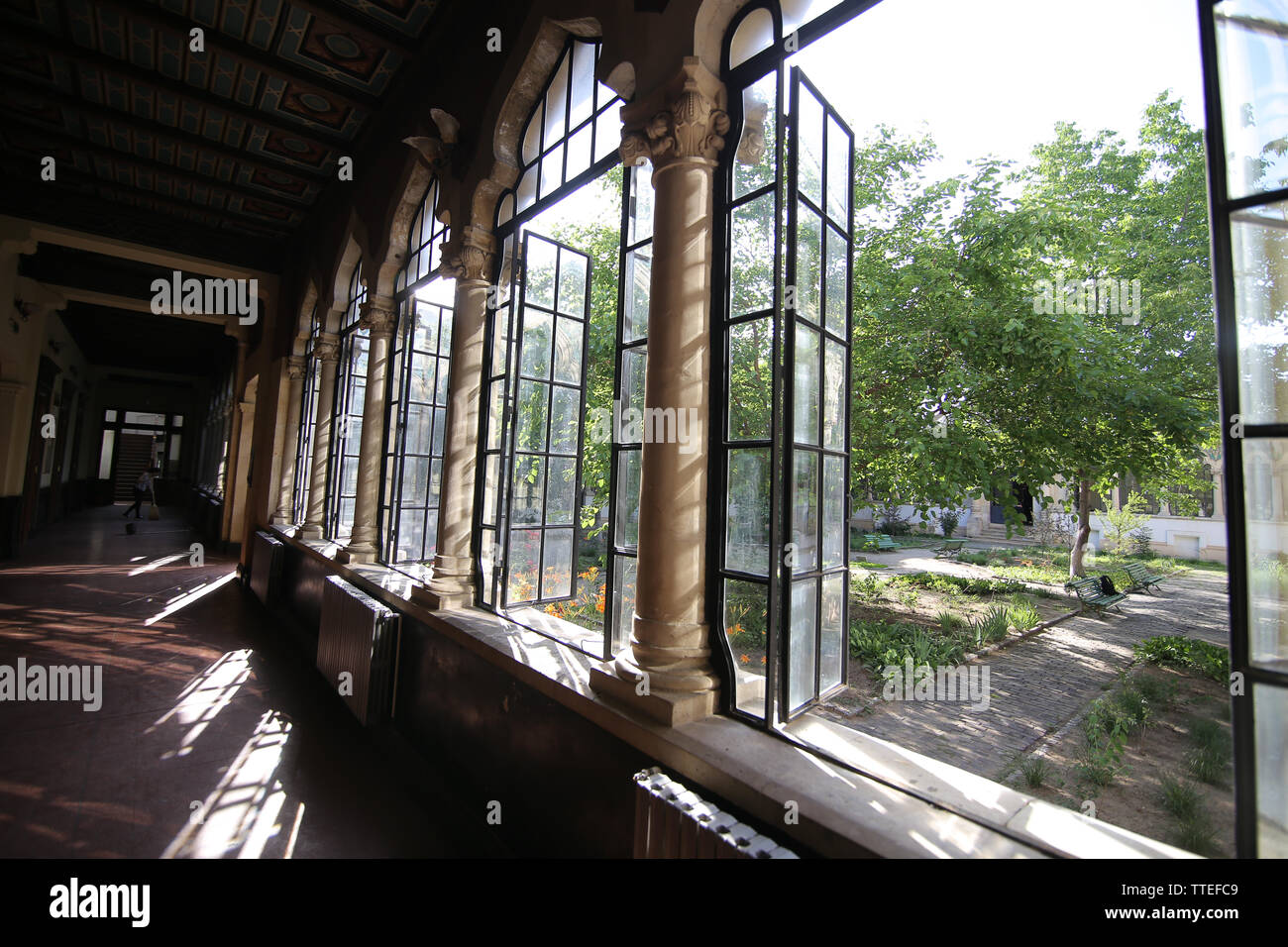Bucarest, Roumanie - 14 juin 2019 : les détails architecturaux de l'intérieur de la Scoala Centrala bâtiment (École Centrale). Banque D'Images