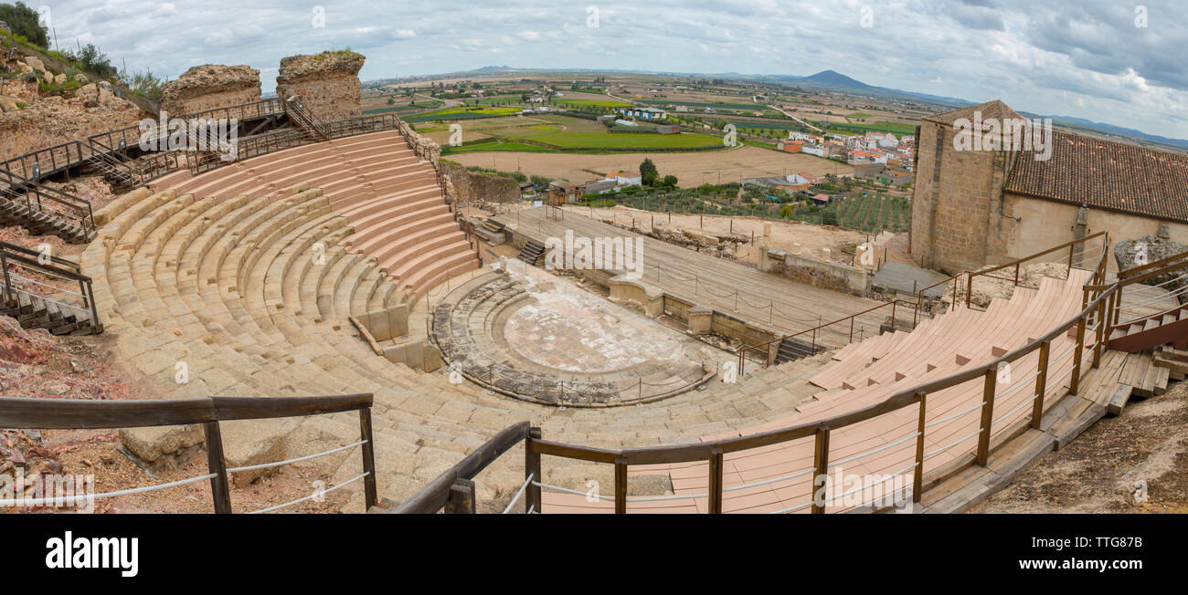 MedellÌ n théâtre romain vue panoramique, Estrémadure, Espagne. Tourné à partir de la partie supérieure Banque D'Images