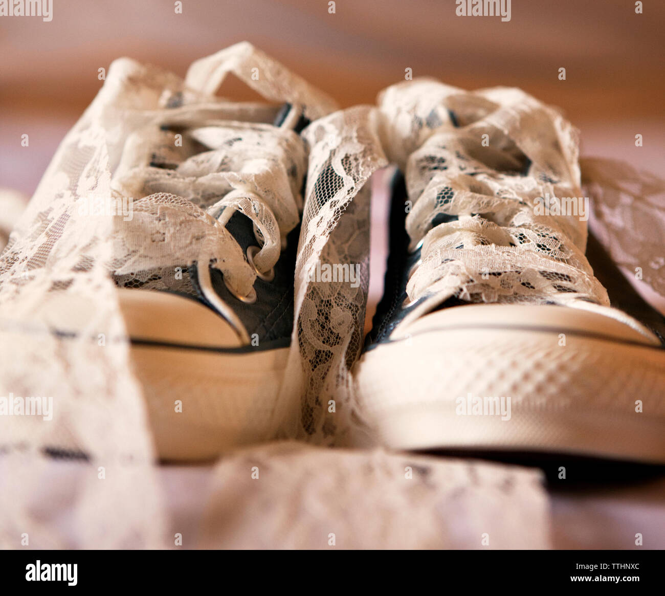 Close-up de chaussures avec dentelle tissu Banque D'Images
