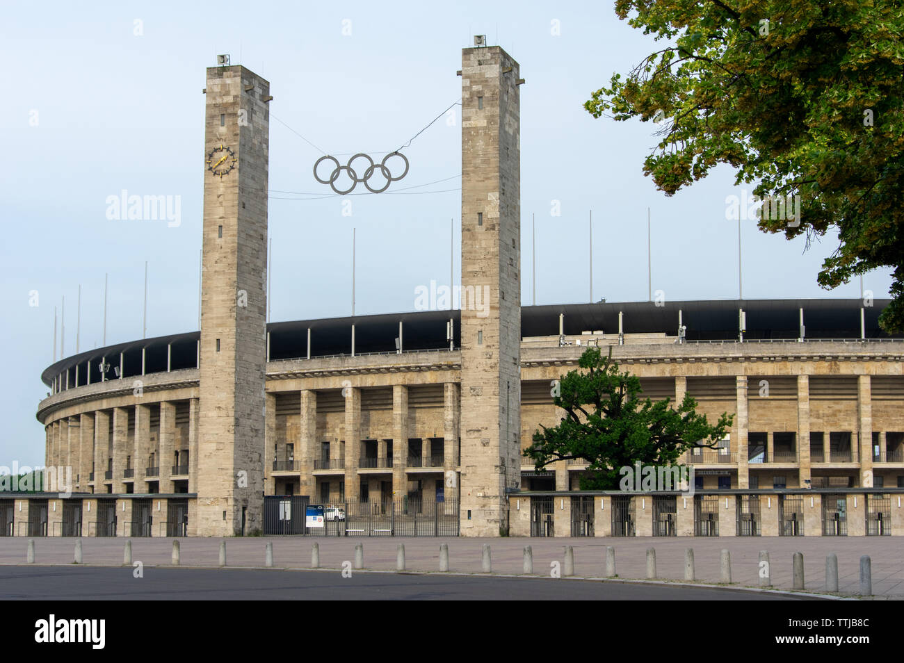 Porte d'entrée de l'Olympiastadion berlin Banque D'Images