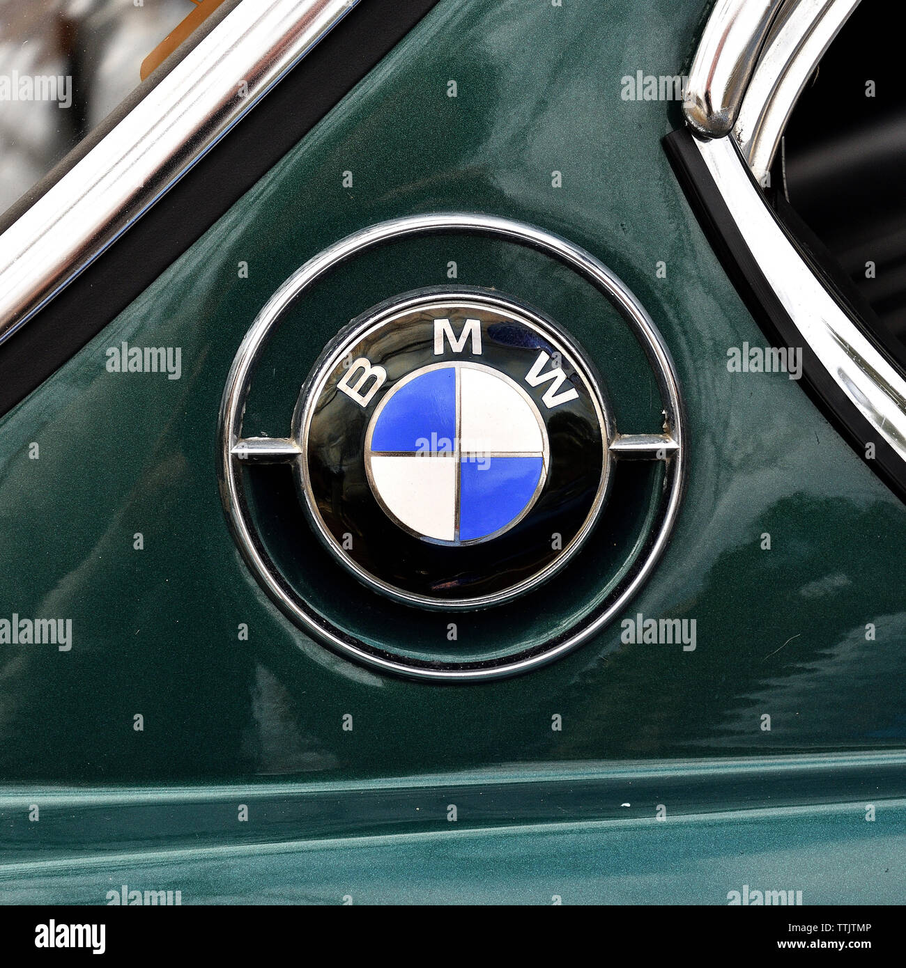 Sur l'emblème BMW E9 series location Banque D'Images