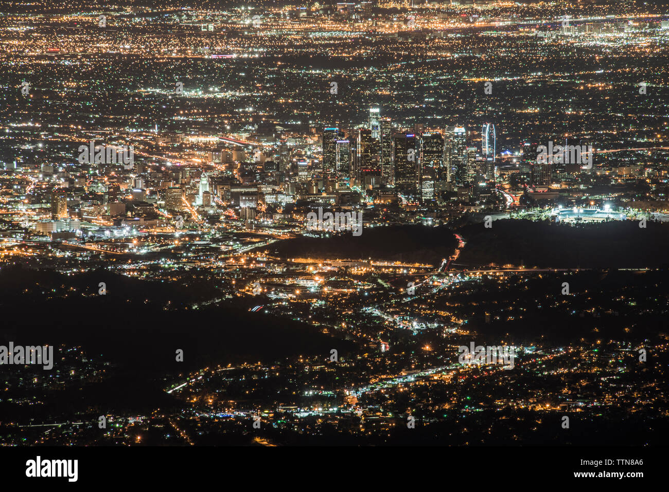 Full Frame shot of illuminated cityscape Banque D'Images