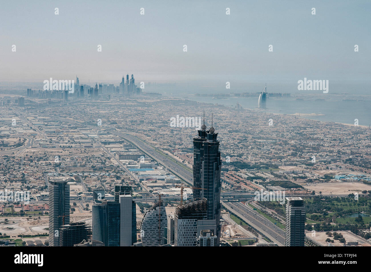 High angle view of cityscape against sky Banque D'Images