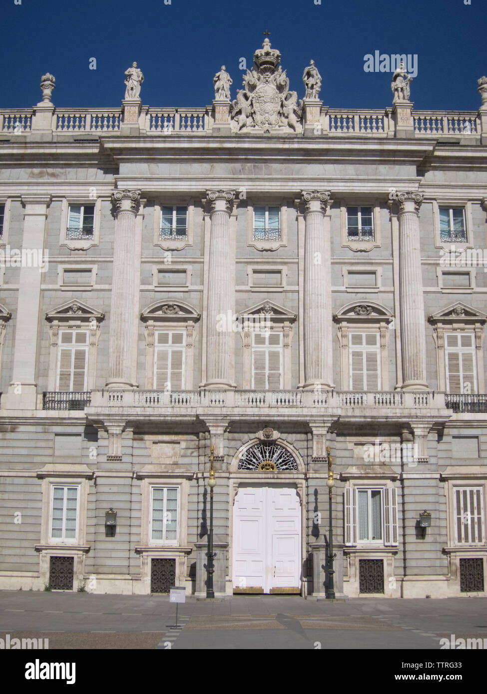 Le Palais Royal de Madrid, Espagne. Il comprend des peintures d'artistes tels que Caravage, Juan de Flandes, Francisco de Goya, et Velázquez. 18e c. Banque D'Images
