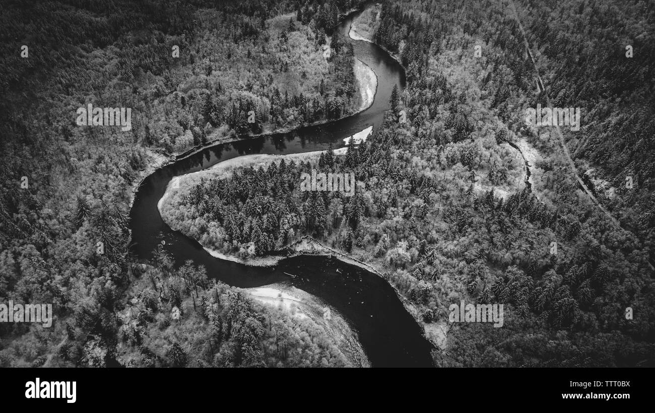 Rivière d'hiver Photographie aérienne Banque D'Images