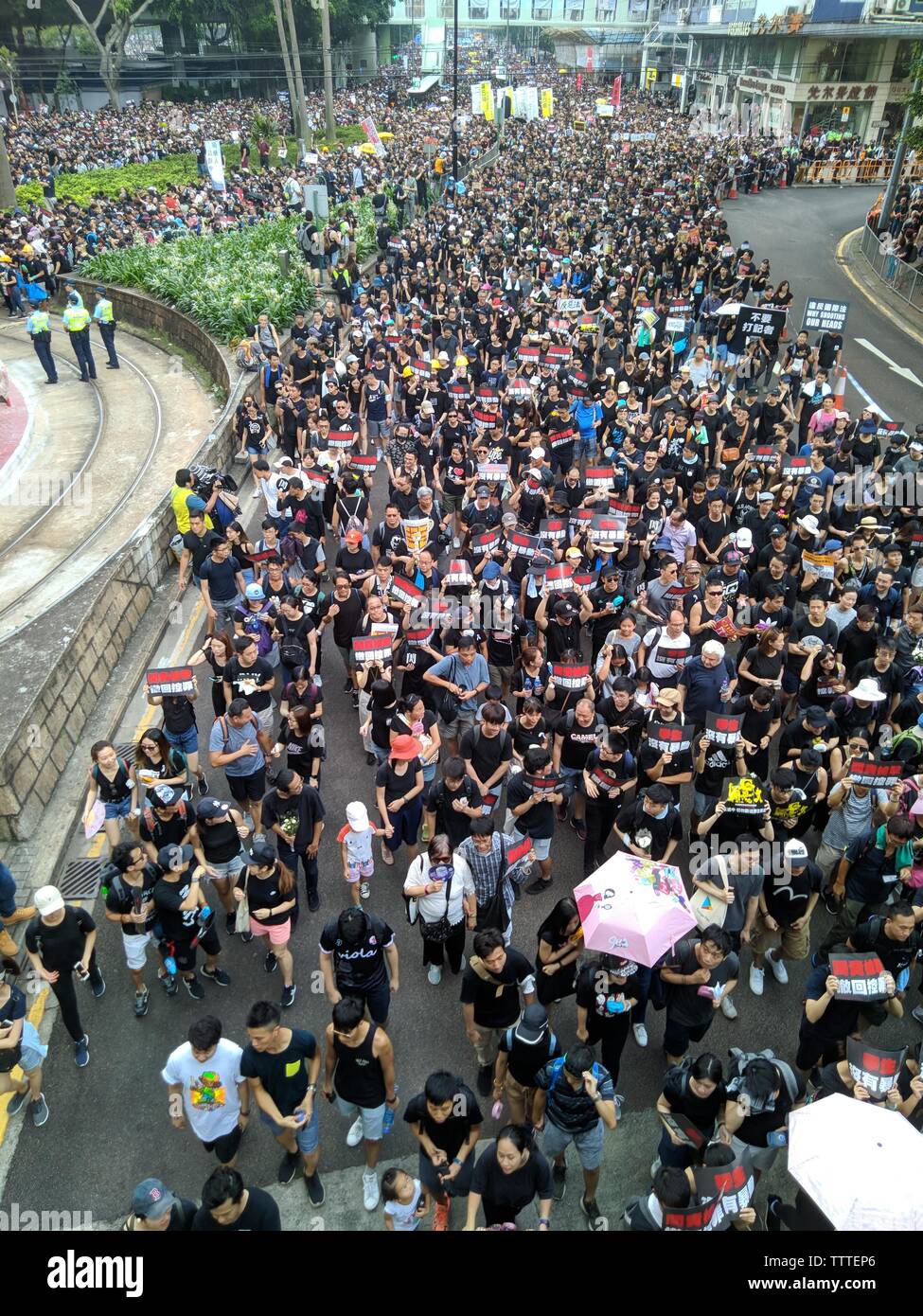 Hong Kong, 16 juin 2019 - Manifestation foule à Causeway Bay de Hong Kong, à l'encontre de la loi sur l'extradition de gouvernement. Banque D'Images