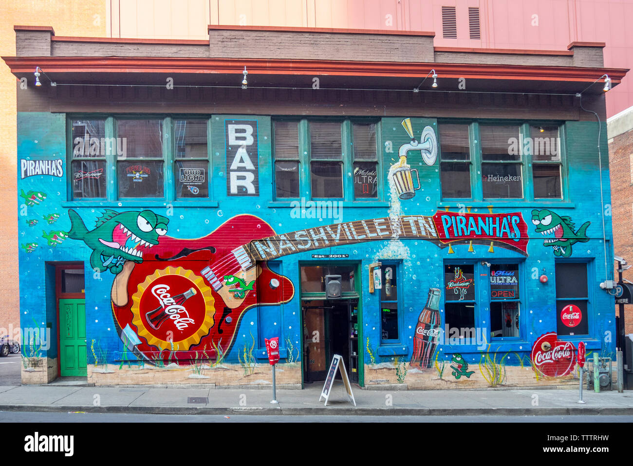 Piranha's Bar and Grill sur la 3e Avenue Nashville Tennessee USA. Banque D'Images