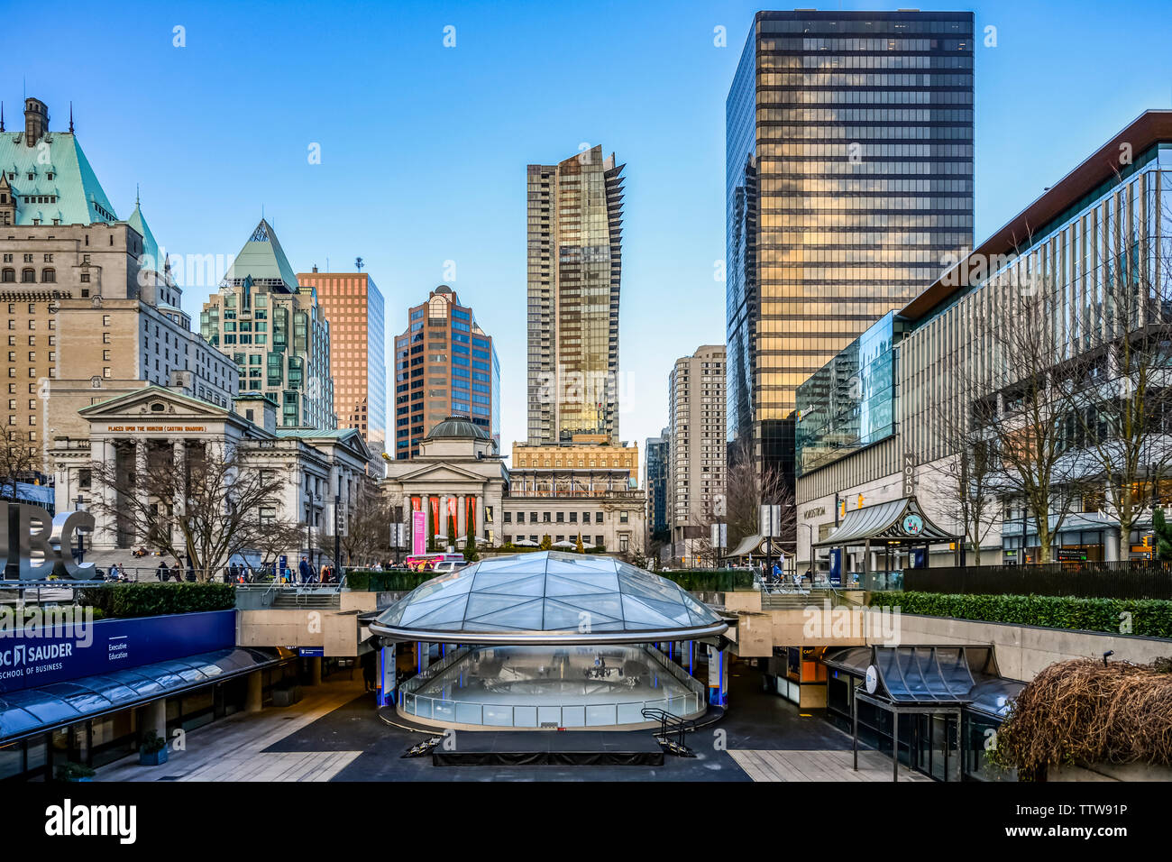 Patinoire de Robson Square, Vancouver, British Columbia, Canada Banque D'Images