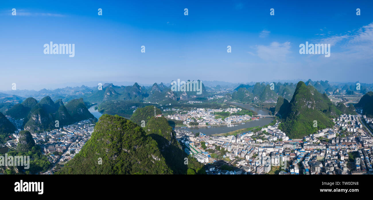 Panorama de Yangshuo, Guilin, Guangxi Banque D'Images