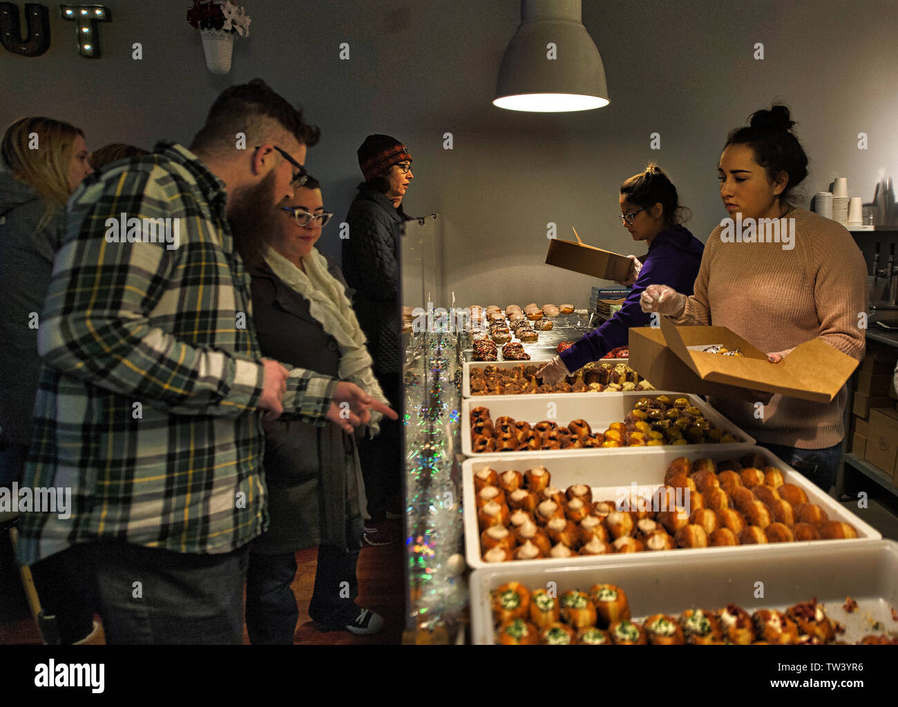 États-unis - 12-29-2016 : B Donut est un des plus célèbres magasins au centre-ville de Leesburg. L'artisan beignerie se spécialise dans handm Banque D'Images