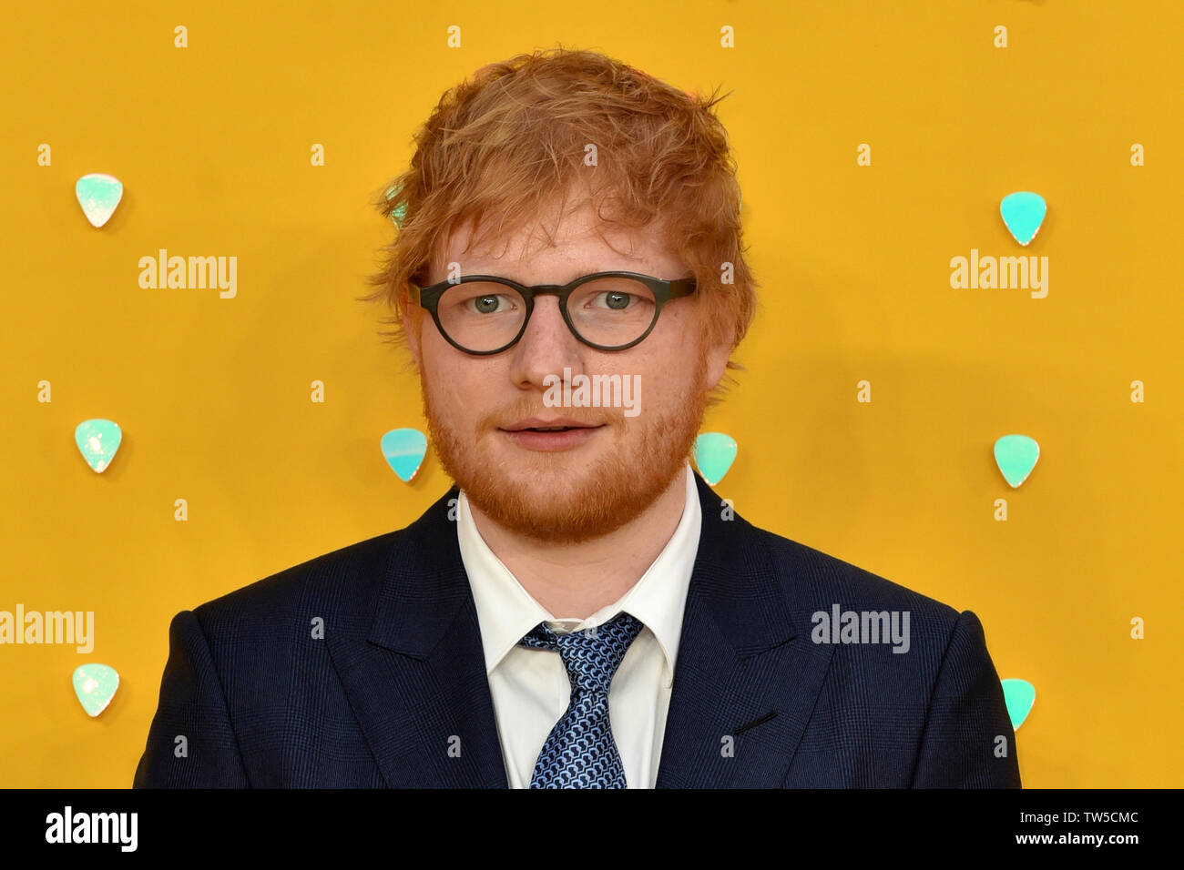 Ed Sheeran assiste à la première UK de "hier" à l'odéon Luxe dans Leicester Square, Londres, Angleterre. Banque D'Images