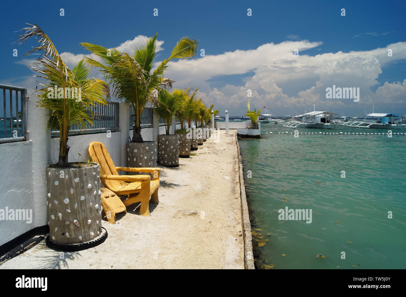 L'Asie du Sud, Philippines,,Metro Cebu Mactan Island,,Maribago Beach Resort Waterfront EGI Banque D'Images