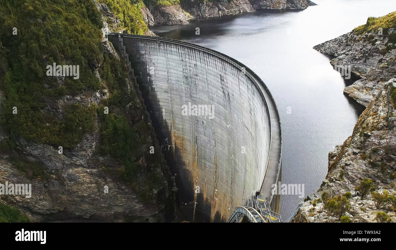 Gros plan du barrage de strathgordon en Tasmanie Banque D'Images