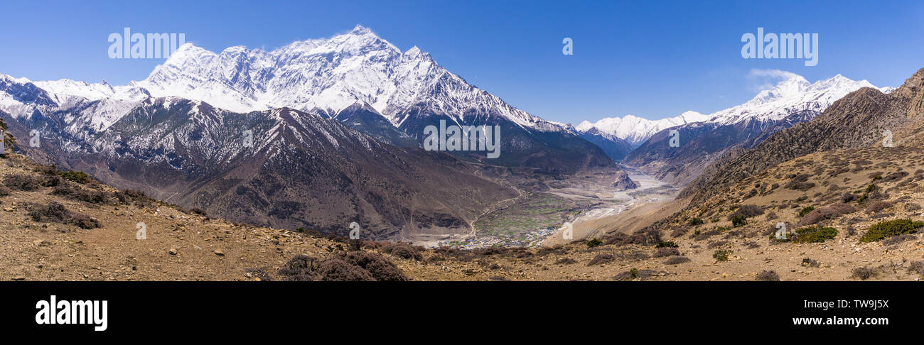 À la recherche sur la Basse Vallée de la Mustang, le Népal nr Jomson Banque D'Images