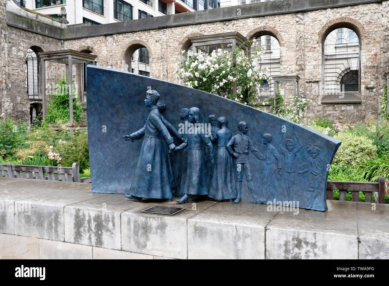 Une nouvelle sculpture publique à Christ Church de l'église de Greyfriars garden, par Andrew Brown. Banque D'Images